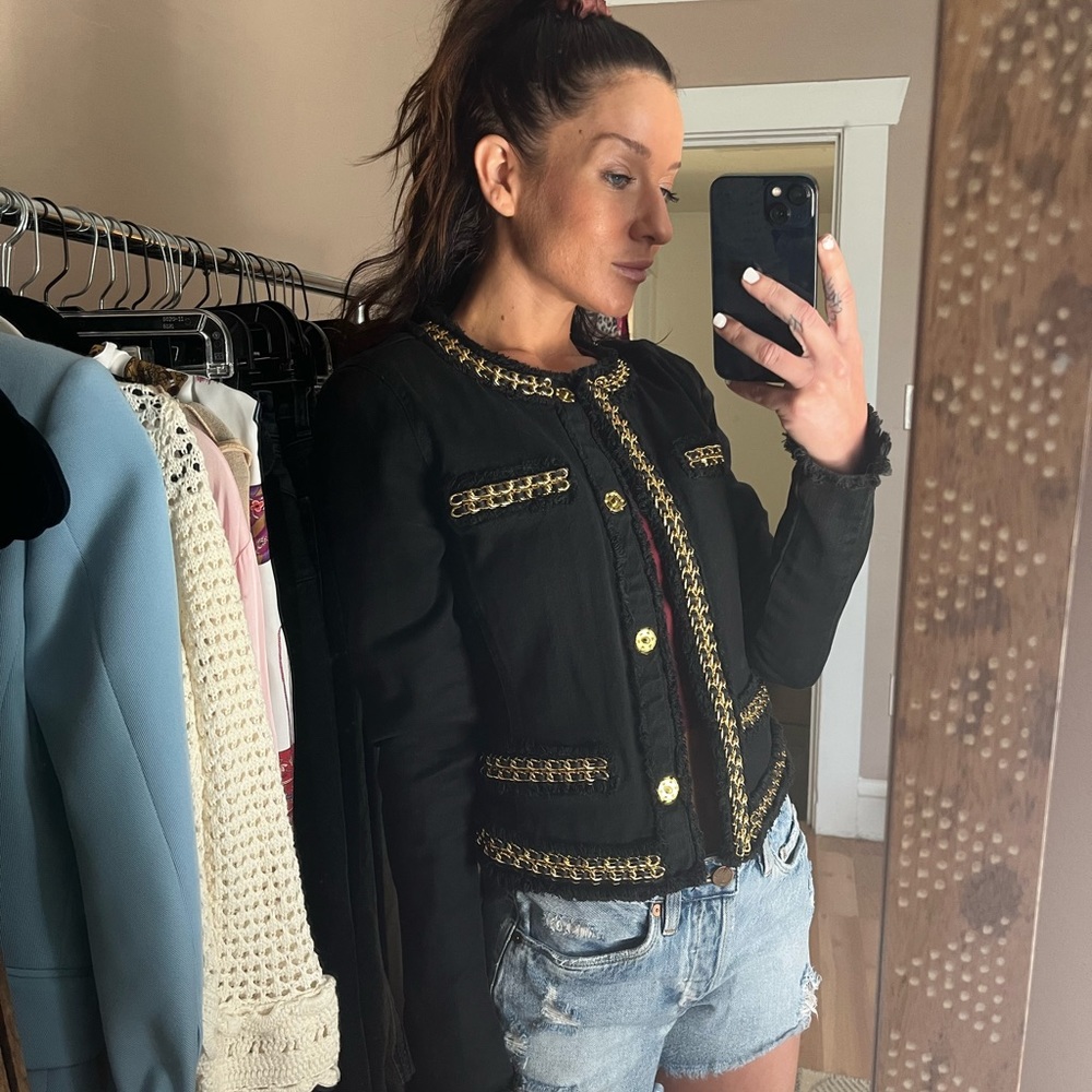Size 0 BLACK AND GOLD MICHAEL KORS BLAZER